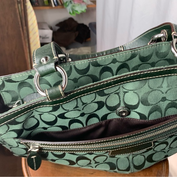 Coach Handbag & Matching Wallet - Picture 4 of 11